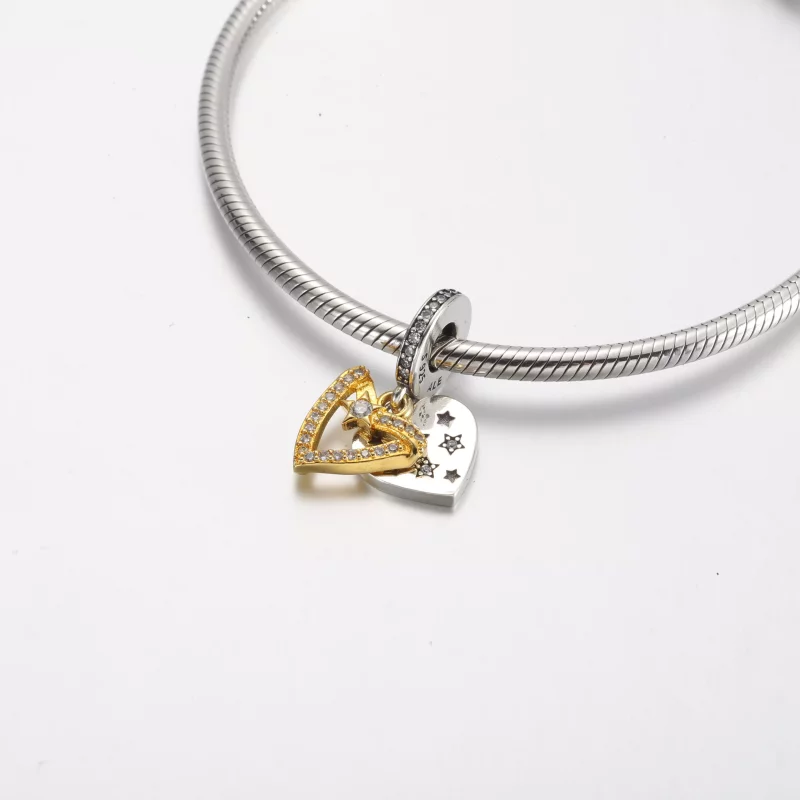 (imagen para) Charm colgante doble con forma de estrella fugaz y corazones de Pandora - 762203 - Ver 4