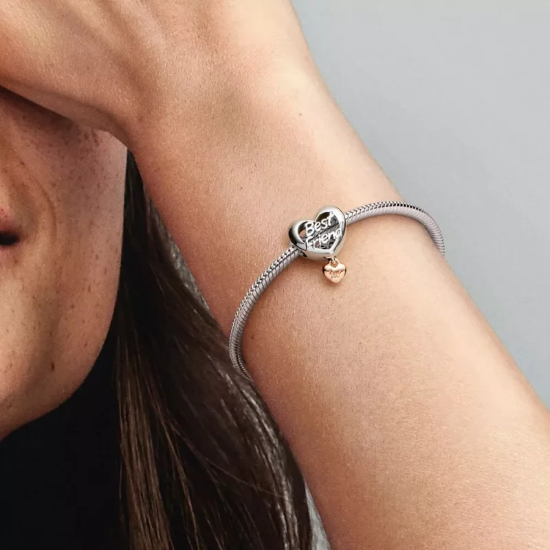 (imagen para) Charm de corazón con la frase "Te amo, mejor amiga" de Pandora - 782243C00 - Ver 6