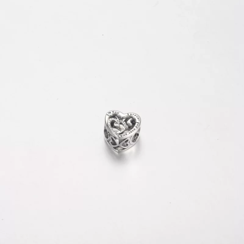 (imagen para) Charm de corazones infinitos entrelazados de Pandora - 790800C00 - Ver 3