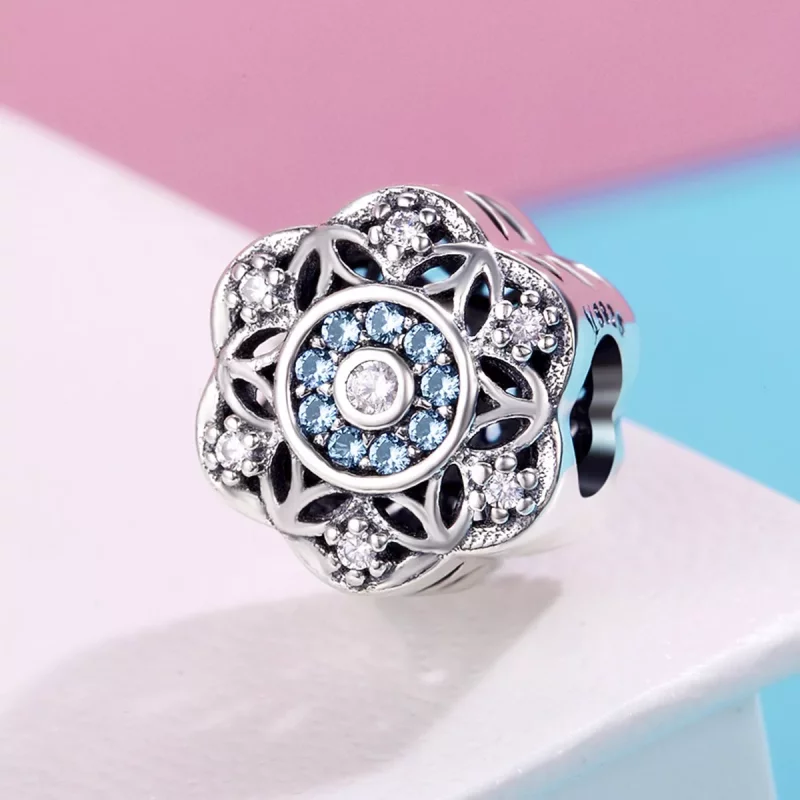 (imagen para) Charm de estilo Pandora en plata con románticos copos de nieve - SCC247 - Ver 3