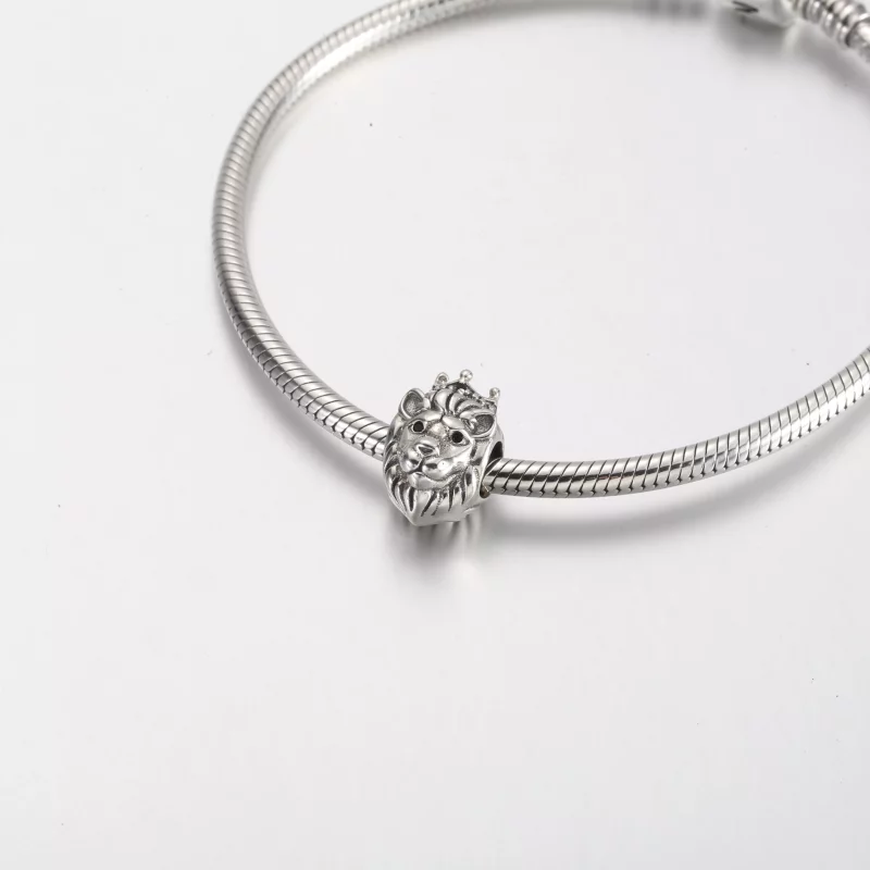 (imagen para) Charm de león real de Pandora - 792199C01 - Ver 5