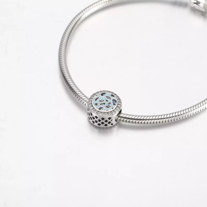(imagen para) Charm de plata de ley con estampado de leopardo azul de Pandora - 792016CZ_E024 - Ver 5