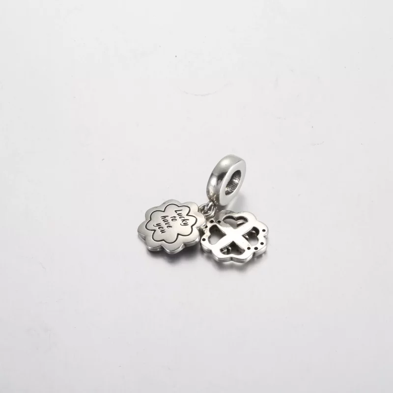 (imagen para) Charm doble colgante de la amistad con trébol de cuatro hojas de Pandora - 79224 - Ver 3