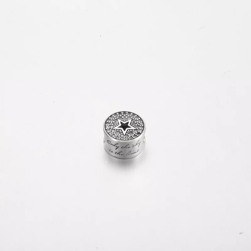(imagen para) Charm Pandora con pavé y estrella "Felicitaciones" - 790793C01 - Ver 2