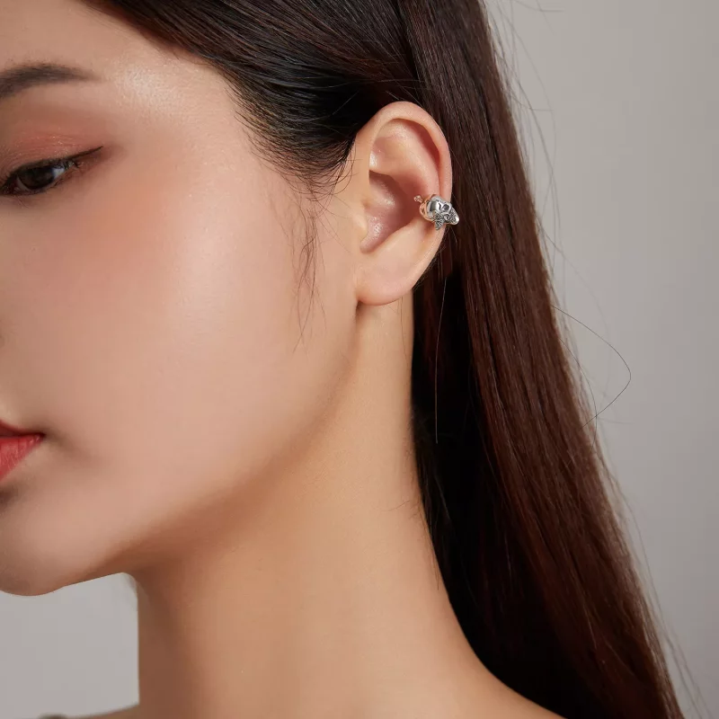 (imagen para) Clip de oreja estilo Pandora con esqueletos y mariposas de plata - SCE1178 - Ver 6