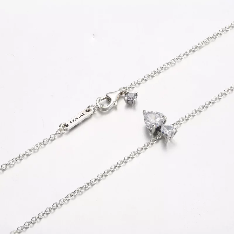 (imagen para) Collar con colgante de corazón doble de Pandora con brillantes - 391229C01 - Ver 5