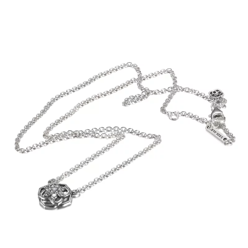 (imagen para) Collar PANDORA con colgante de pétalos de rosa - 399370C01 - Ver 5