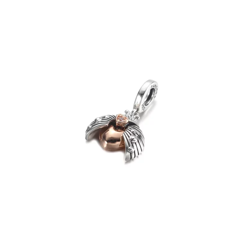 (imagen para) Pandora Club 2022 Charm colgante de mariquita y corazón - 780072C01 - Ver 2
