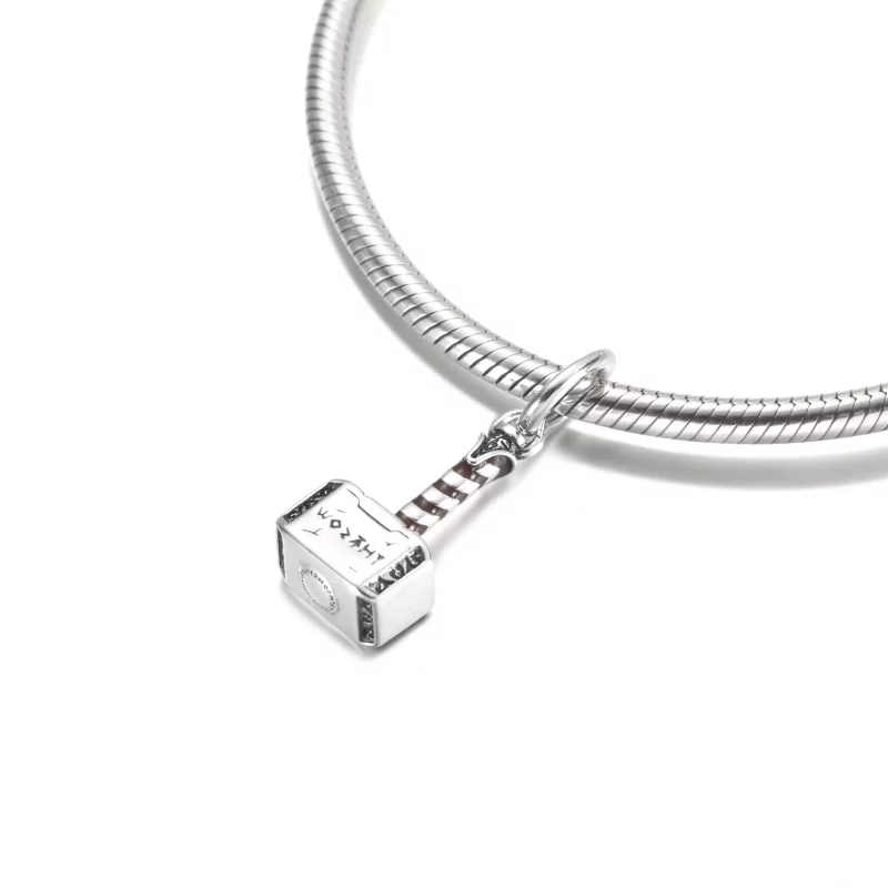 (imagen para) PANDORA Marvel Los Vengadores Encanto Colgante del Martillo de Thor - 790483C01 - Ver 5