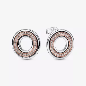(imagen para) Pendientes con logo y pavé en dos tonos de Pandora Signature - 282780C01