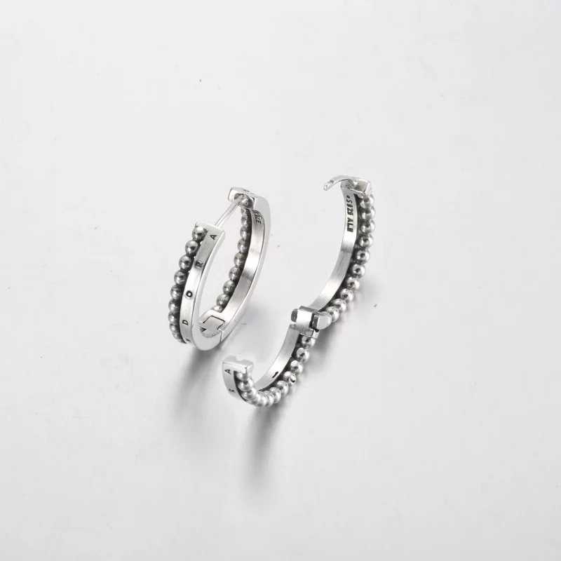 (imagen para) Pendientes de aro con cuentas y logotipo de la firma Pandora - 292310C00 - Ver 3