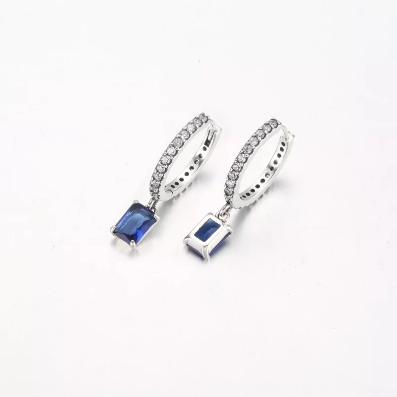 (imagen para) Pendientes de aro rectangulares brillantes de Pandora en color azul - 292381C01 - Ver 3