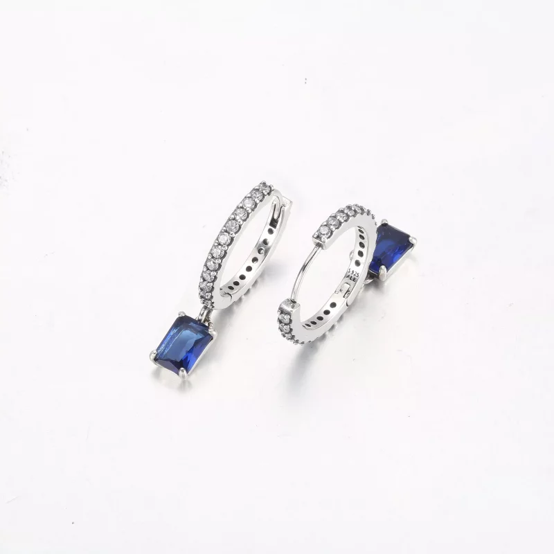 (imagen para) Pendientes de aro rectangulares brillantes de Pandora en color azul - 292381C01 - Ver 5