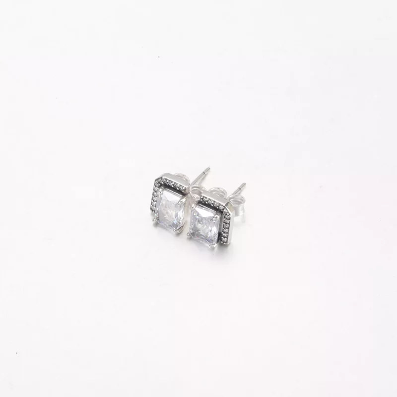 (imagen para) Pendientes de botón con halo brillante rectangular de Pandora - 292380C01 - Ver 2