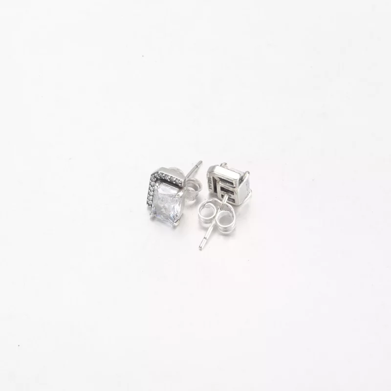 (imagen para) Pendientes de botón con halo brillante rectangular de Pandora - 292380C01 - Ver 3