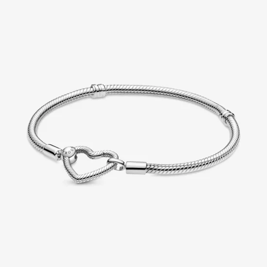 (imagen para) Pulsera de cadena de serpiente con cierre de corazón de Pandora Moments - 599539C00