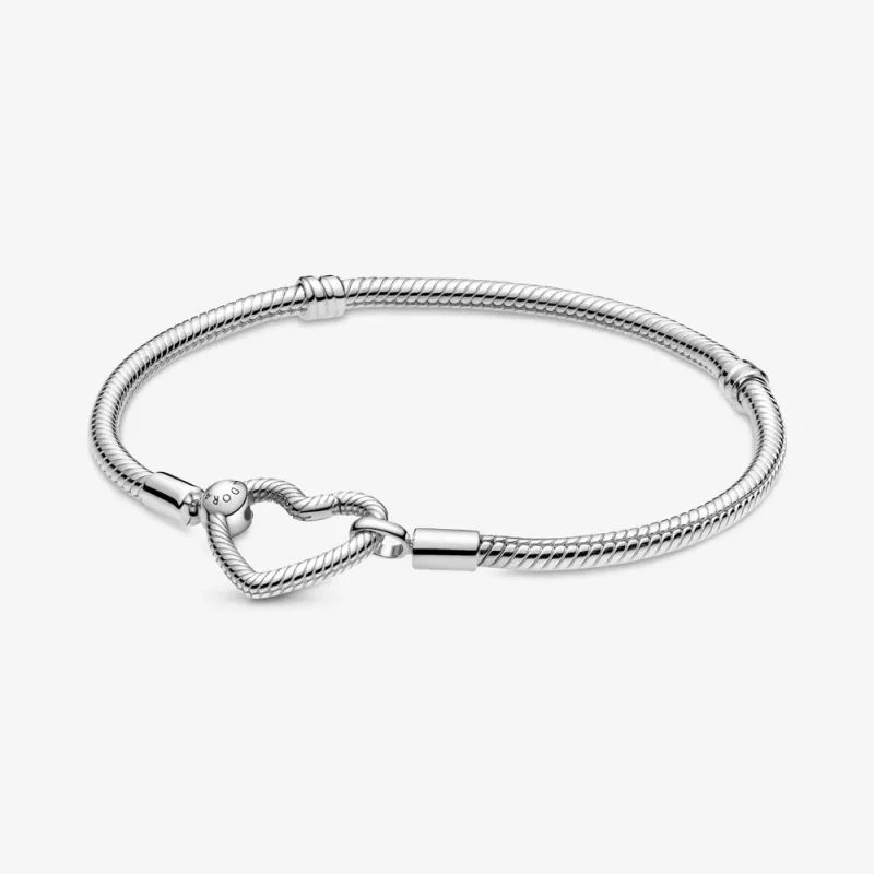 (imagen para) Pulsera de cadena de serpiente con cierre de corazón de Pandora Moments - 599539C00