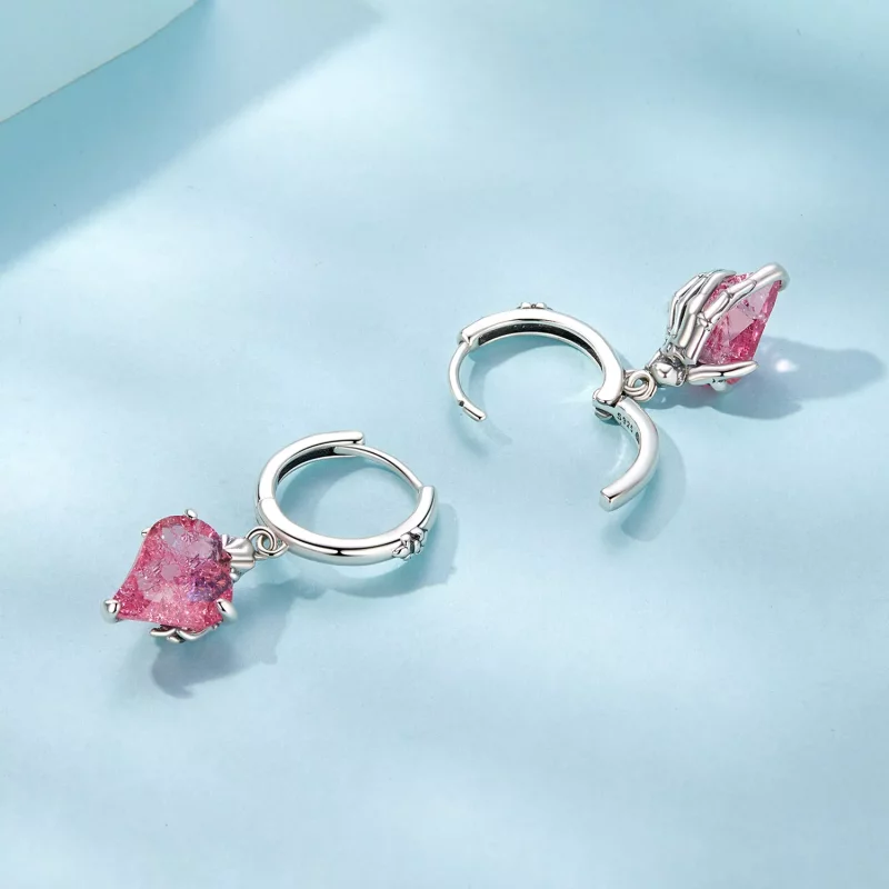 (imagen para) Pendientes con forma de corazón y mano de esqueleto estilo PANDORA - SCE1705 - Ver 4