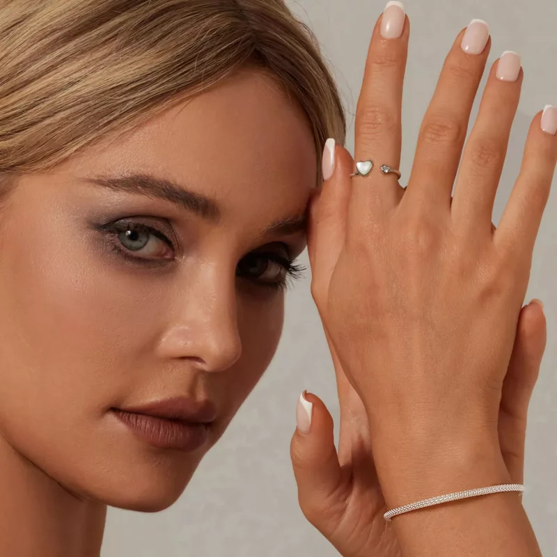 (imagen para) Anillo abierto de concha blanca con forma de corazón que late al estilo PANDORA - Ver 4