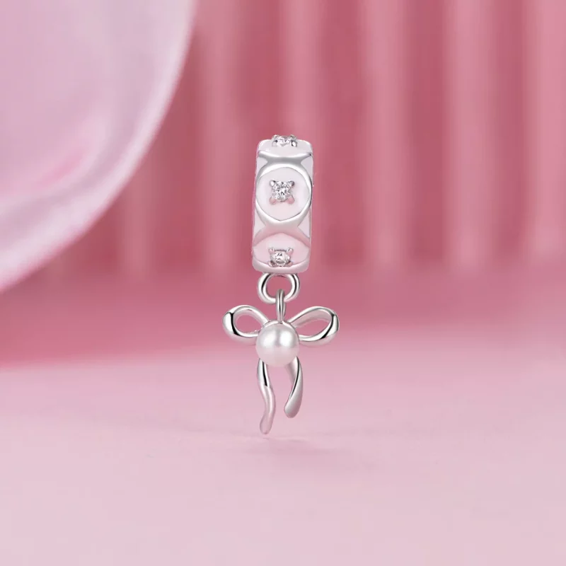 (imagen para) Charm con hebilla de posicionamiento y lazo de ballet estilo PANDORA - SCC2763 - Ver 2