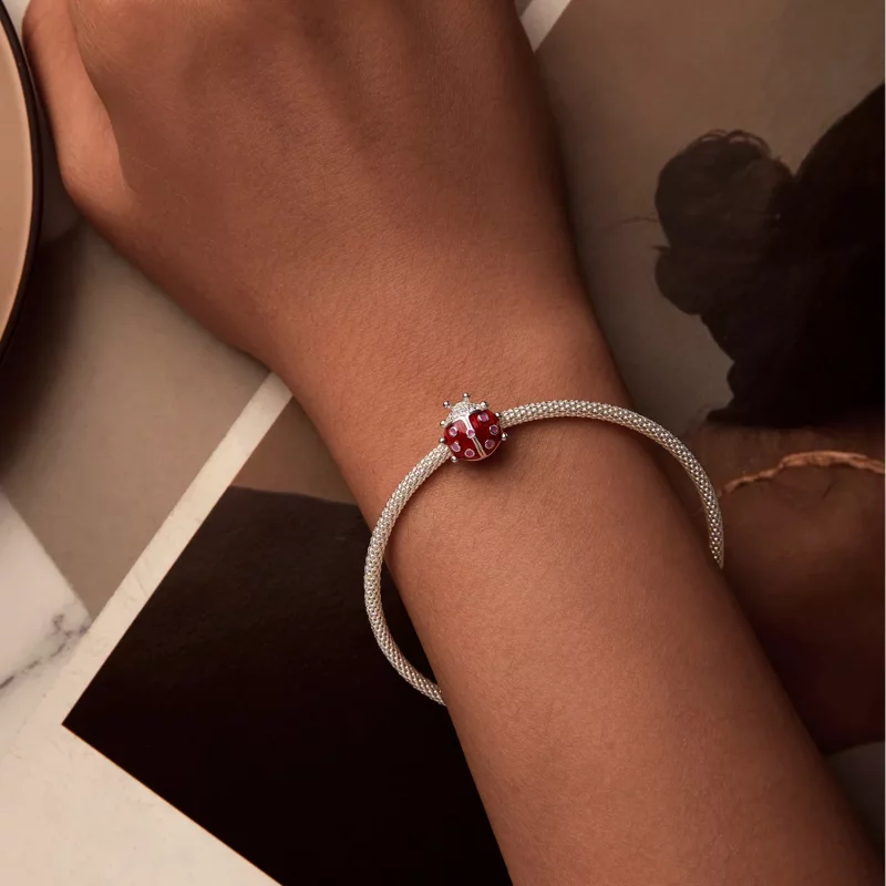 (imagen para) Charm estilo PANDORA con forma de mariquita que brilla en la oscuridad - SCC2735 - Ver 2