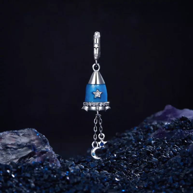 (imagen para) Colgante estilo PANDORA con forma de estrella, luna y cohete - SCC2788 - Ver 2