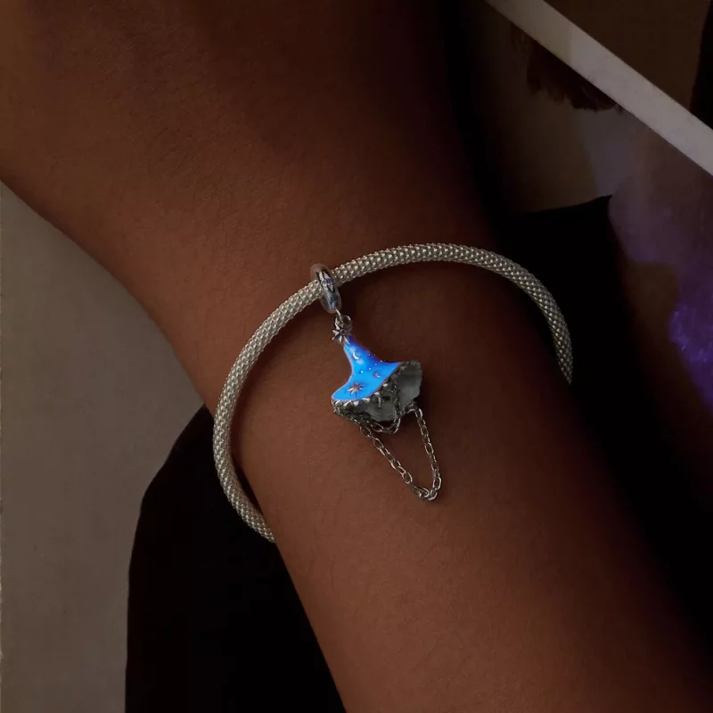 (imagen para) Sombrero de bruja que brilla en la oscuridad estilo PANDORA - SCC2894 - Ver 8