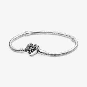 (imagen para) Pulsera Pandora Moments Cadena de Serpiente con cierre de Corazón Familiar - 598827C01