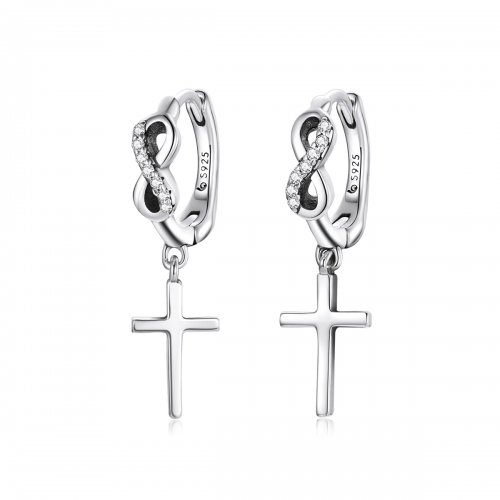 Estos pendientes estilo Pandora con cruz creativa son perfectos para lucir aros - BSE474