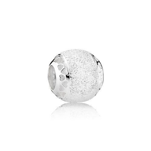 Glittering Hearts of PANDORA Charm