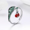 Anillo estilo Pandora de plata con una mariquita descansando - SCR310