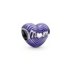 Charm de corazón con la palabra "Mamá radiante de amor" de Pandora - 791160C01