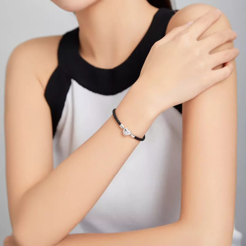 (imagen para) Pulsera de cuero estilo Pandora con cruz de bautizo en plata - SCB205 - Ver 5