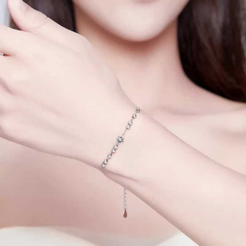 (imagen para) Pulsera deslizante de cadena con flor de margarita plateada estilo Pandora - SCB - Ver 2