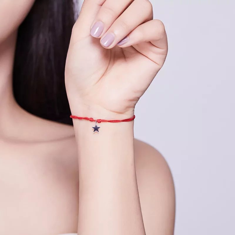 (imagen para) Pulsera estilo Pandora con cuerda roja y carpintero de la suerte de plata - SCB1 - Ver 5