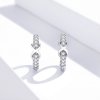 Aretes de argolla plateados con símbolo infinito al estilo Pandora - SCE872
