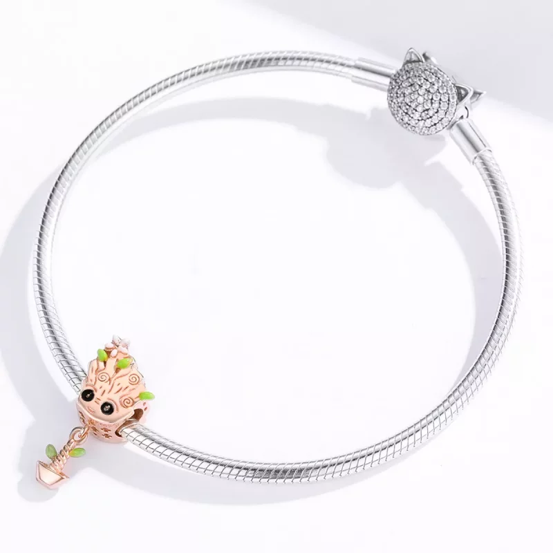 (imagen para) Charm de Baby Groot estilo Pandora en color oro rosa - BSC130 - Ver 4