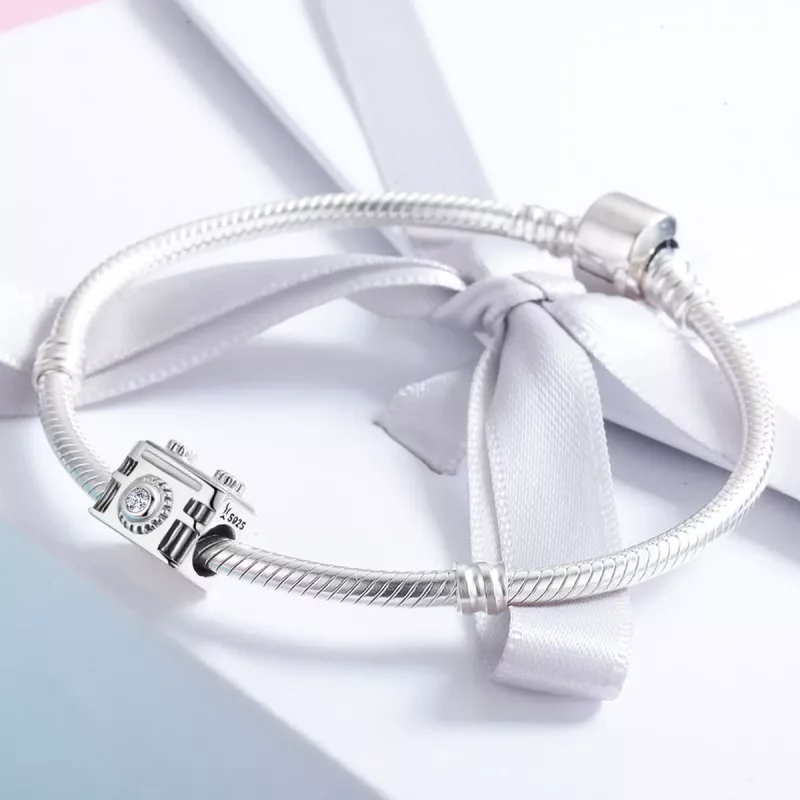 (imagen para) Charm de cámara plateada estilo Pandora con memoria - SCC516 - Ver 4