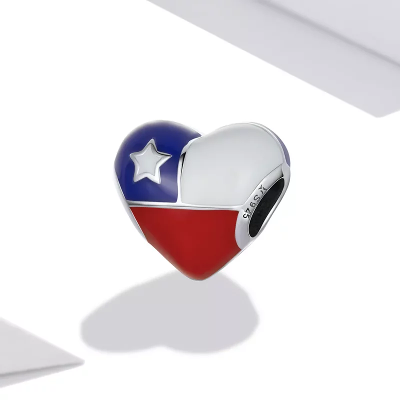 (imagen para) Charm estilo Pandora con bandera de Chile y símbolo de amor - SCC2110 - Ver 2
