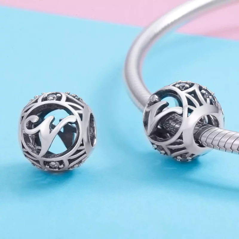 (imagen para) Charm Pandora con letra V - SCC738-V - Ver 3