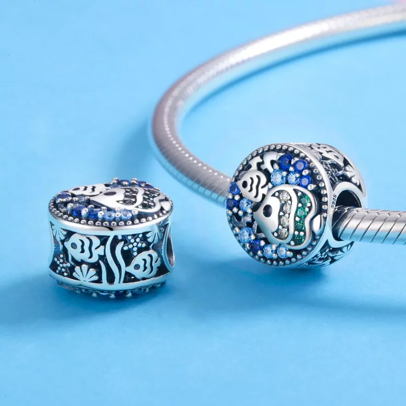 (imagen para) Encanto de estilo Pandora en plata con coloridos peces del mundo submarino - SCC - Ver 3