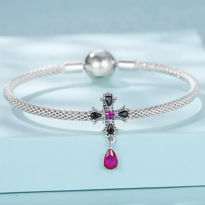 (imagen para) Pandora Style Encanto Separador de Cruz Gótica - SCC2381 - Ver 3