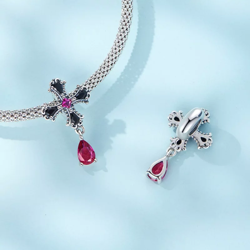 (imagen para) Pandora Style Encanto Separador de Cruz Gótica - SCC2381 - Ver 4