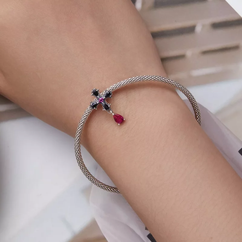 (imagen para) Pandora Style Encanto Separador de Cruz Gótica - SCC2381 - Ver 5