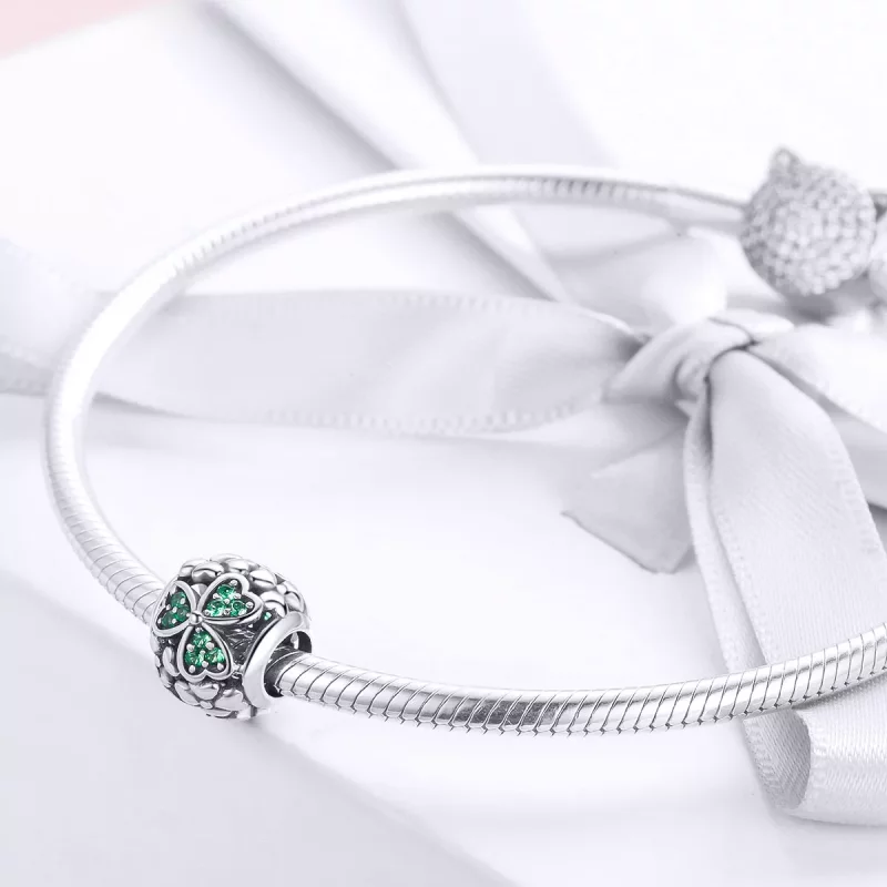 (imagen para) Pulsera de estilo Pandora con colgante de trébol verde de plata - SCC964 - Ver 3
