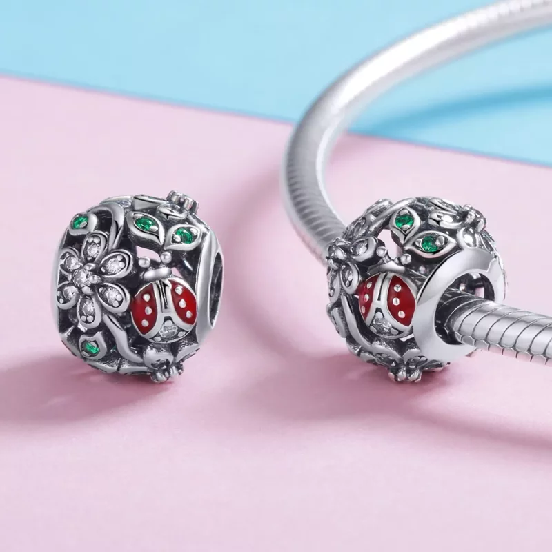 (imagen para) Pulsera estilo Pandora con charm de mariquitas y flores en plata - SCC926 - Ver 4