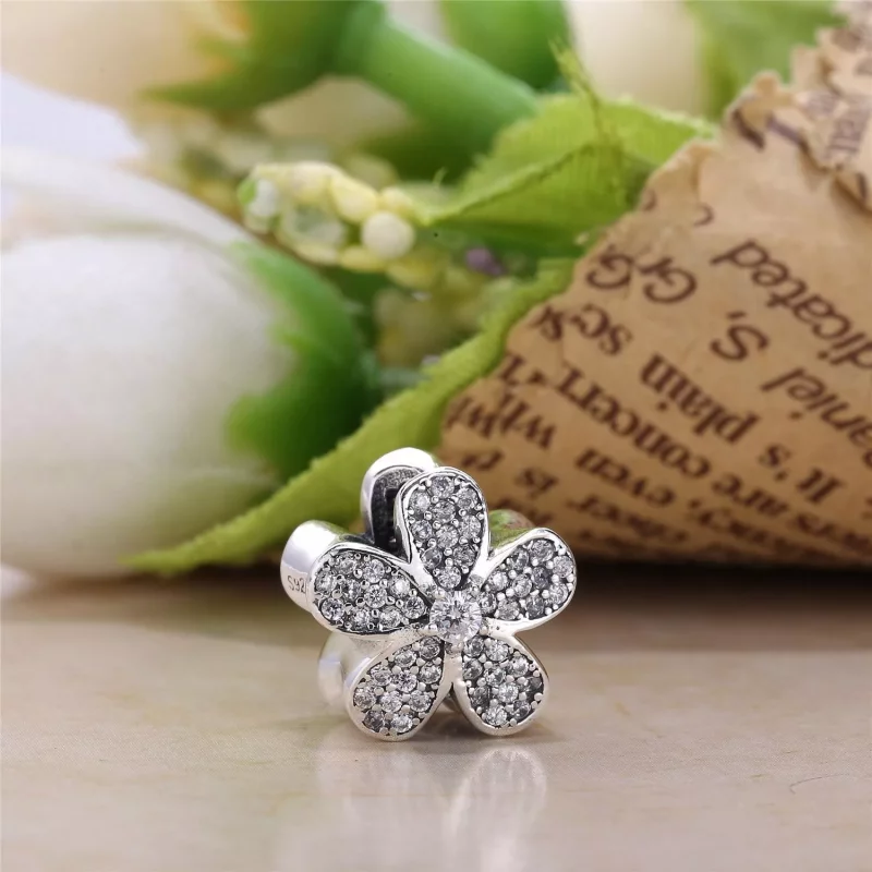 (imagen para) Charm Margarita Brillante - PANDORA - Ver 2