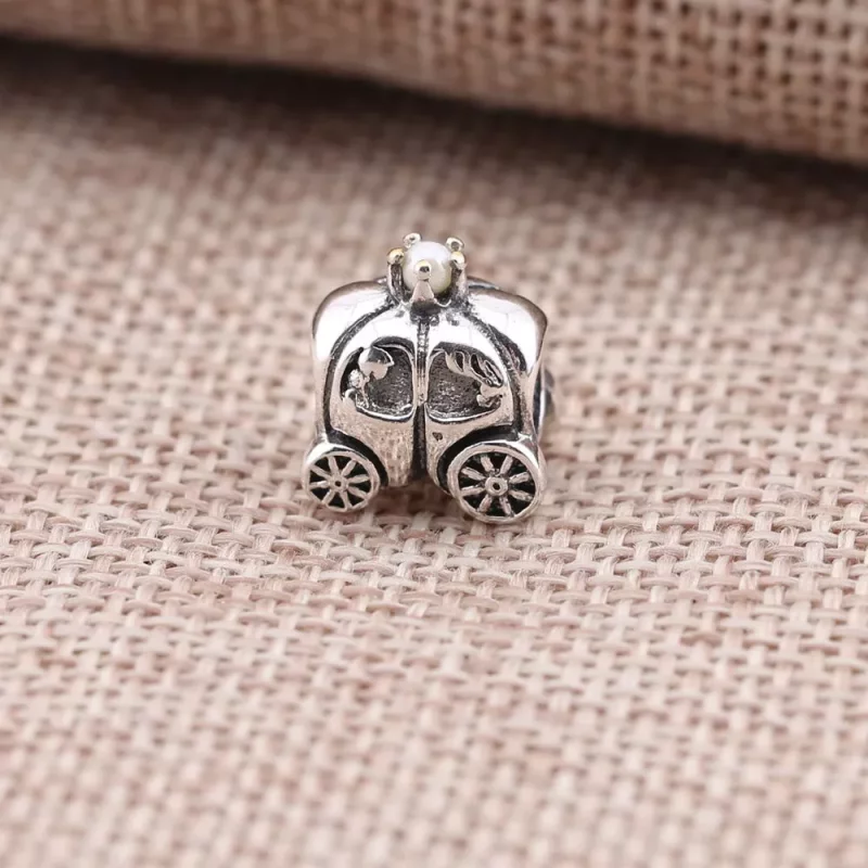 (imagen para) Charm Carroza Real - PANDORA - Ver 2
