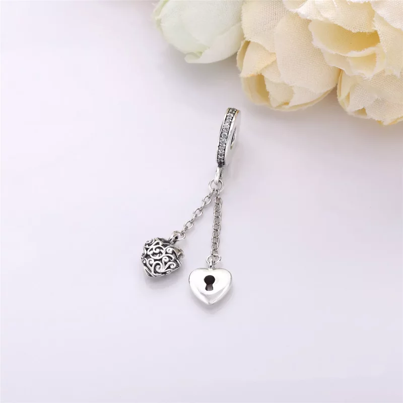 (imagen para) Charm colgante en plata de ley Candado y Coraz&oacute;n - PANDORA - Ver 2