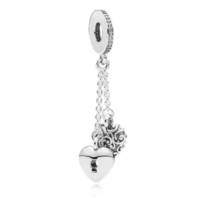 (imagen para) Charm colgante en plata de ley Candado y Coraz&oacute;n - PANDORA